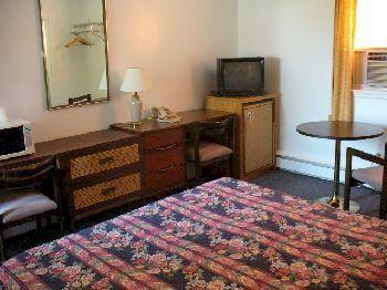 Walkerton Inn Motel エクステリア 写真